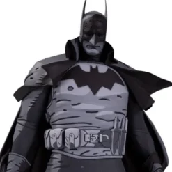Batman Black & White Gotham by Gaslight by Mike Mignola 1:10 Scale Resin Statue