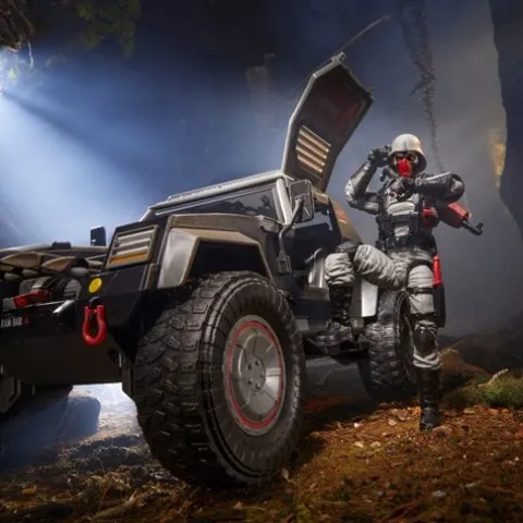 G.I. Joe Classified Series Cobra Night Attack 4-WD Stinger 6-Inch Scale Vehicle with Driver Action Figure