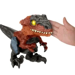 Jurassic World Uncaged Ultimate Pyroraptor