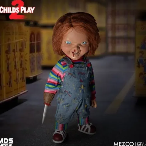 Mezco Toyz Child's Play Menacing Chucky Talking Mega-Scale 15-Inch Doll