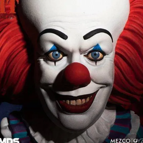 Mezco Toyz IT Deluxe Pennywise 1990 Stylized 6" Action Figure