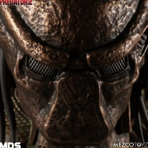 Mezco Toyz MDS Predator 2: City Hunter Deluxe 6-Inch Action Figure