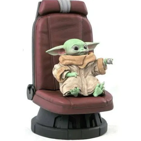 Star Wars The Mandalorian Child in Chair 1:2 Scale Statue