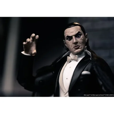 Universal Monsters Dracula Bela Lugosi 6-Inch Scale Deluxe Action Figure